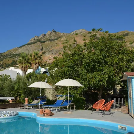 La Pergola Farm stay *